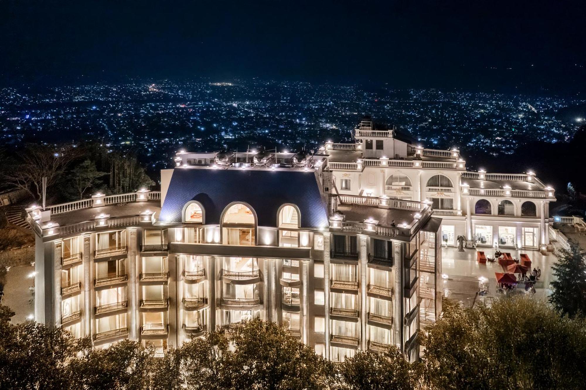 Le Glamour Luxury Resort&Wellness Spa Pvt Ltd Pokhara Exterior foto